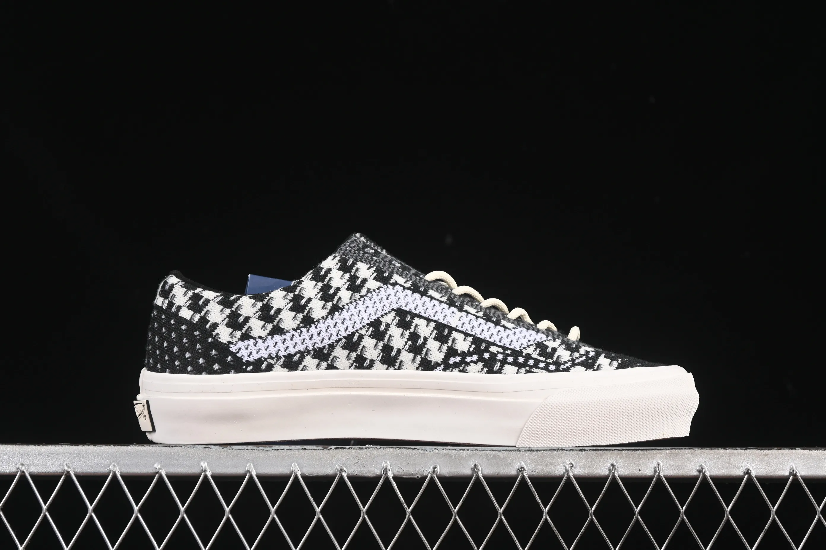All categories Vans Vans series Vans Low Vans low top Vans Old Skool 36 EK Vans official comfortable and versatile casual skateboard shoes VN000D8HHR0